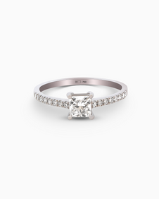 18K White Gold Round & Princess Lab-Grown Diamond Ring – 0.60ct.