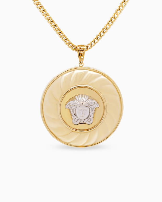 18K Gold Pendant – 11.00g.