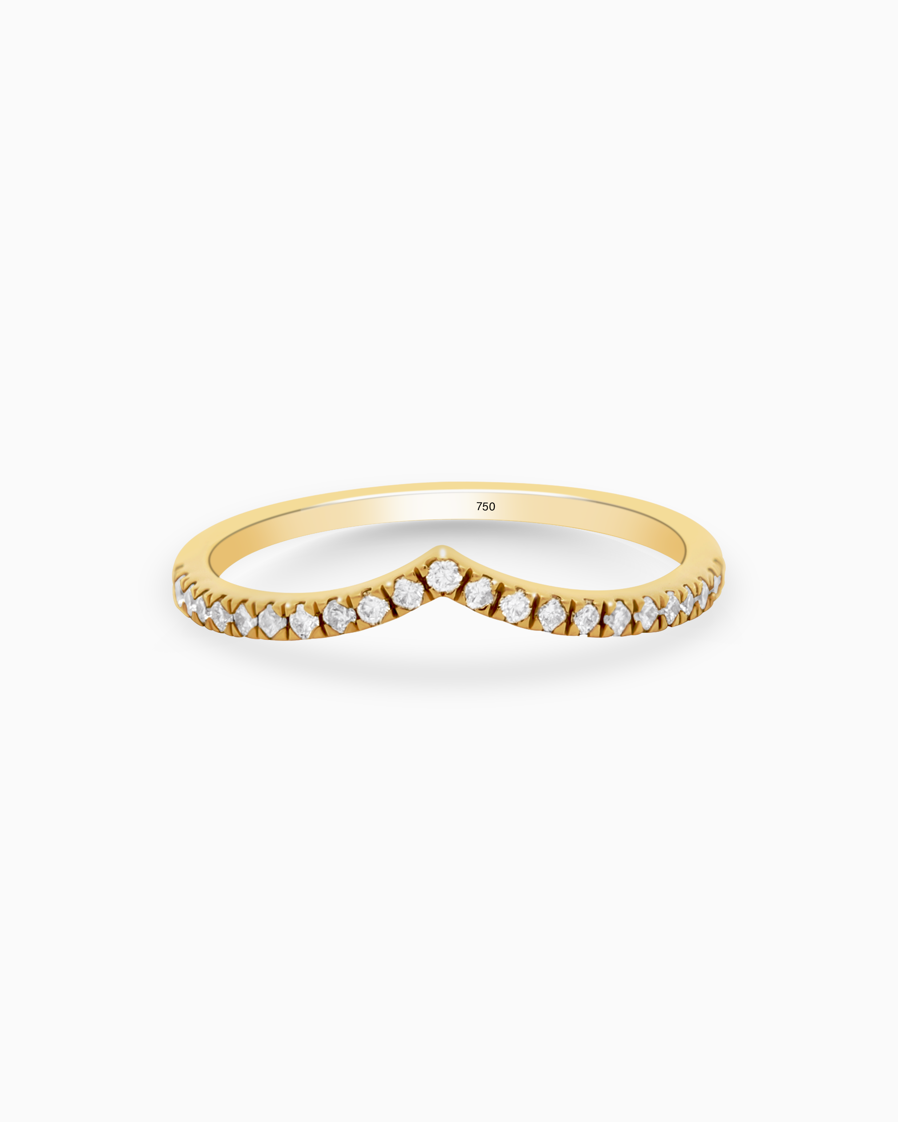 18K Gold Round Brilliant Diamond Delicate Pavé Chevron Band