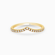 18K Gold Round Brilliant Diamond Delicate Pavé Chevron Band