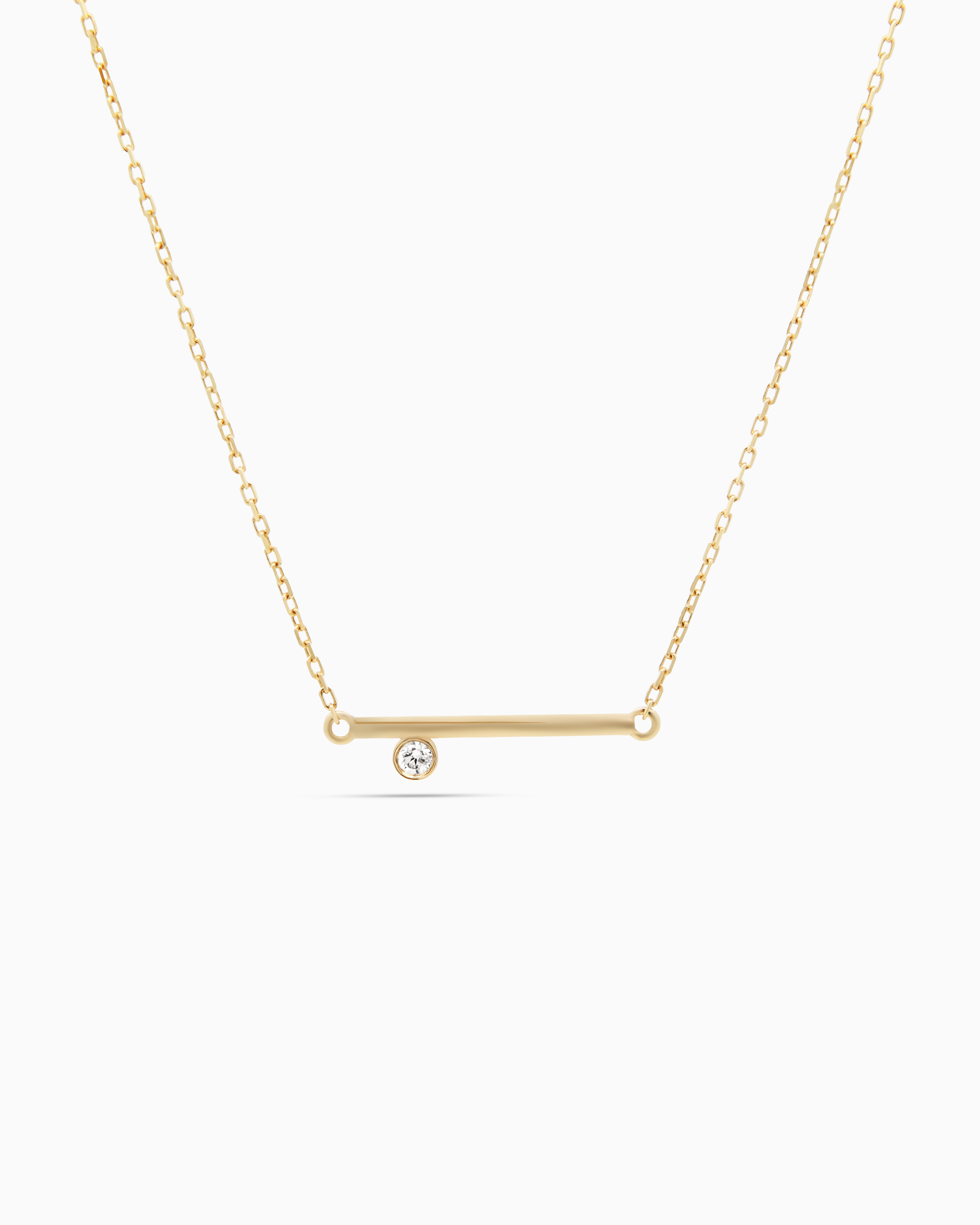 18K Yellow Gold Round Diamond Pendant Necklace