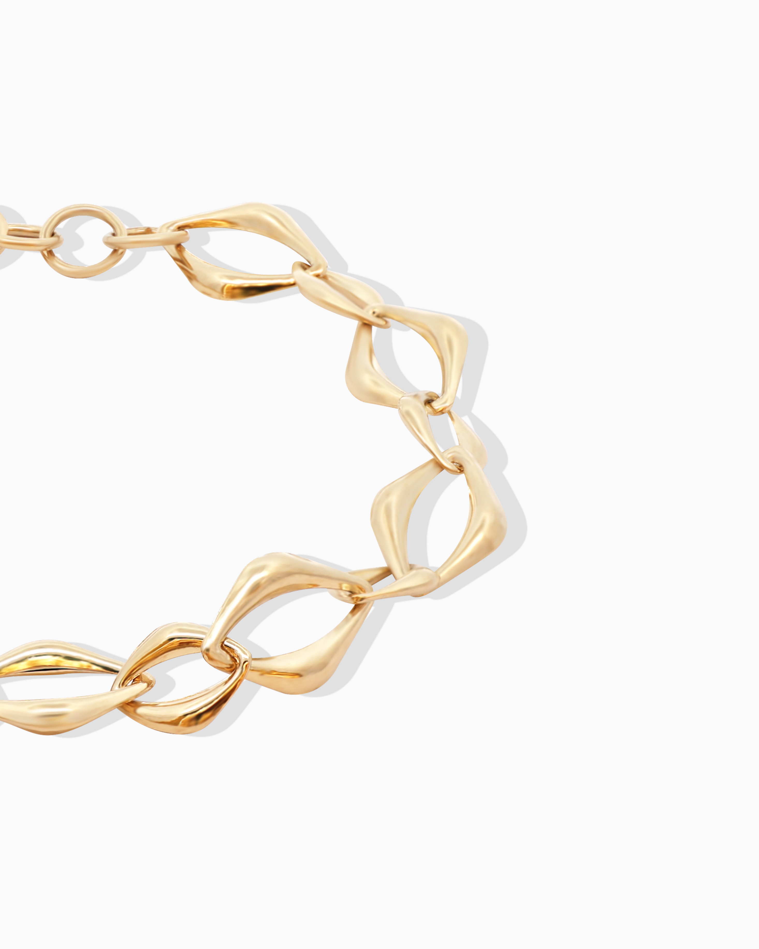 18K Yellow Gold Bracelet – 6.40g.