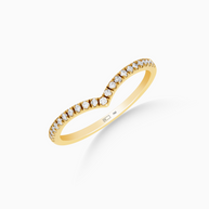 18K Gold Round Brilliant Diamond Delicate Pavé Chevron Band