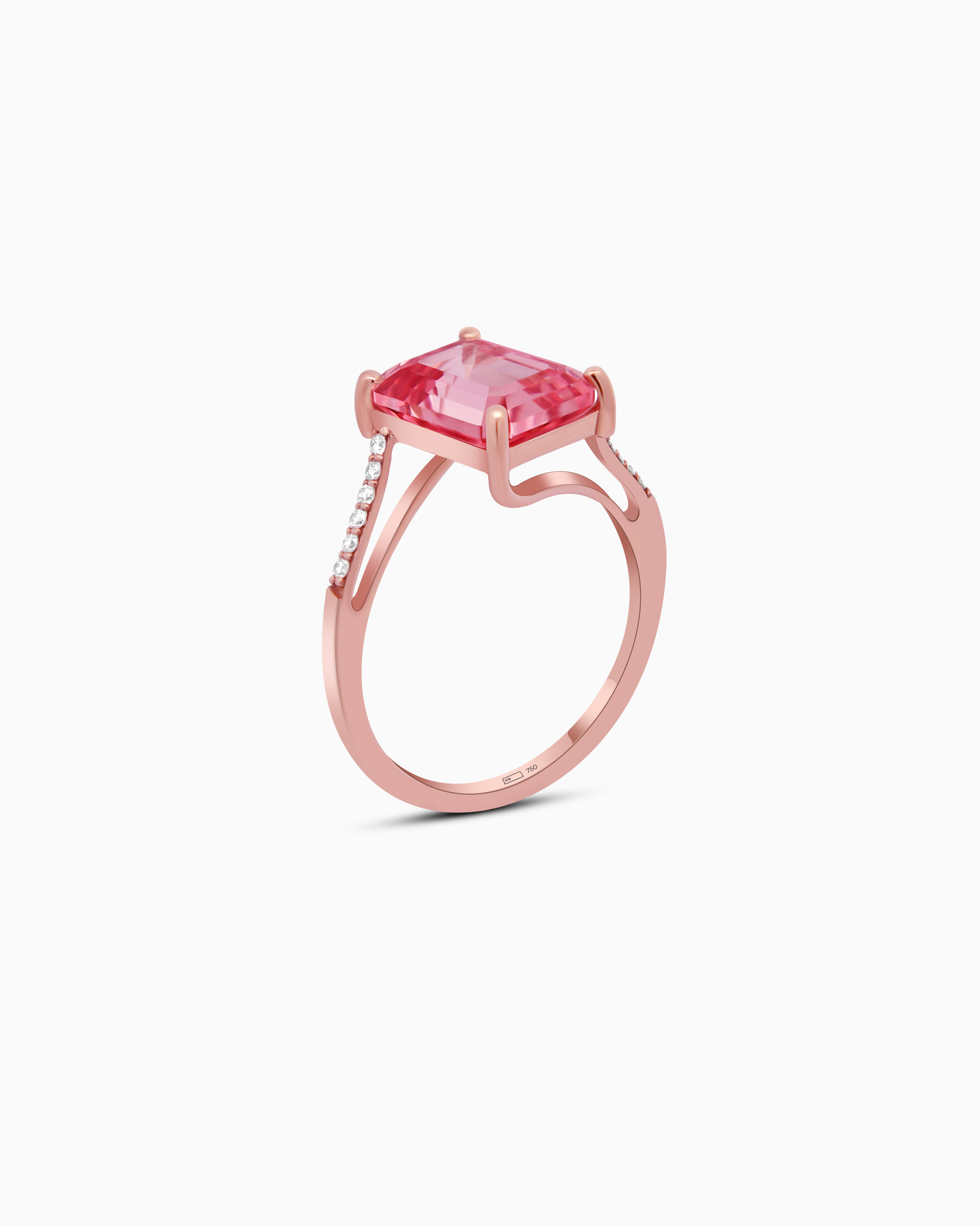 Rose Mirror Blue Sapphire Ring (Emerald Cut)