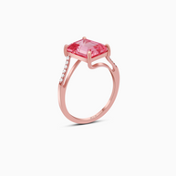 Rose Mirror Blue Sapphire Ring (Emerald Cut)