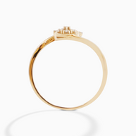 18K Gold Round Brilliant Diamond Delicate Solitaire Ring