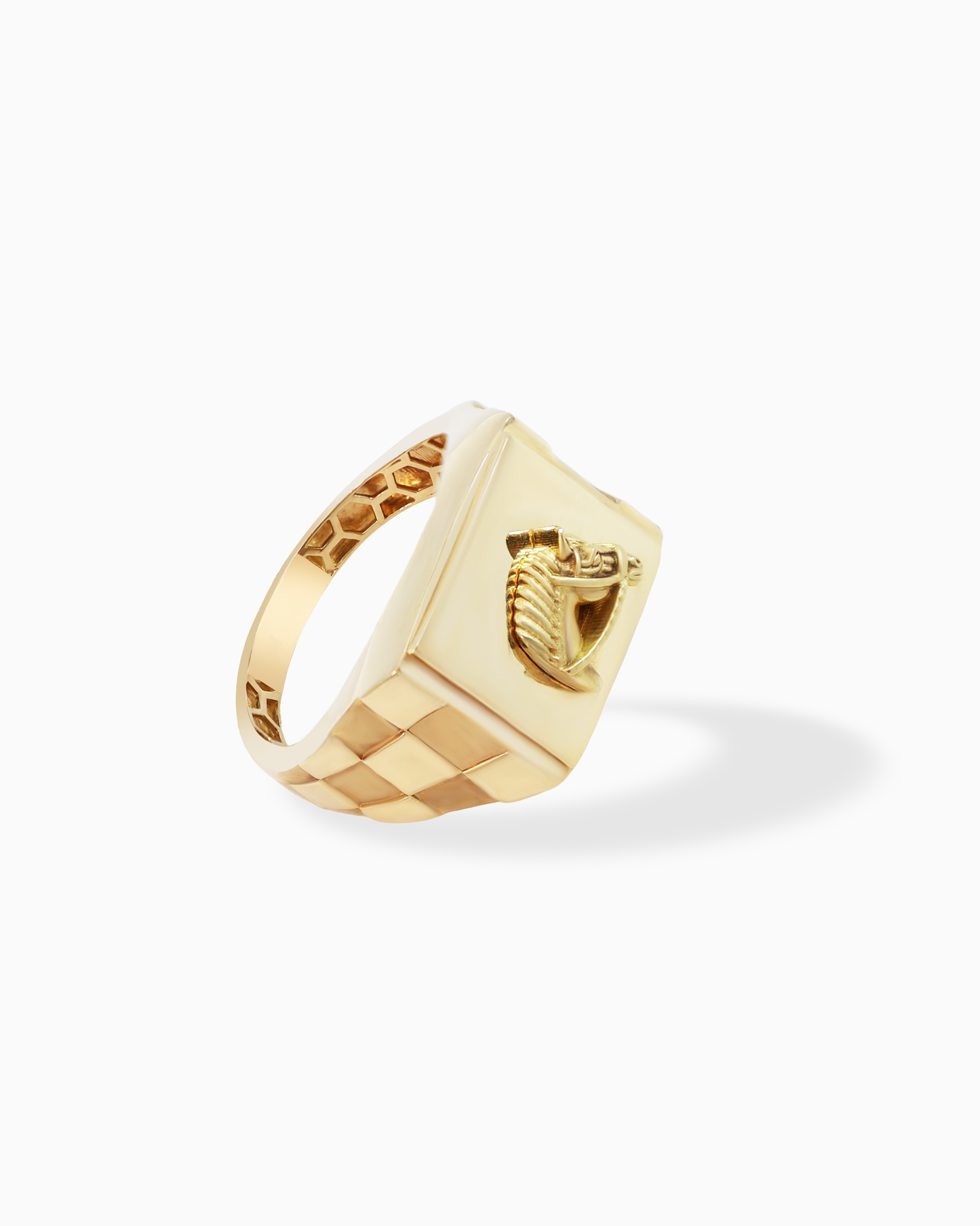 18K Yellow Gold Men’s Ring – 6.20g.