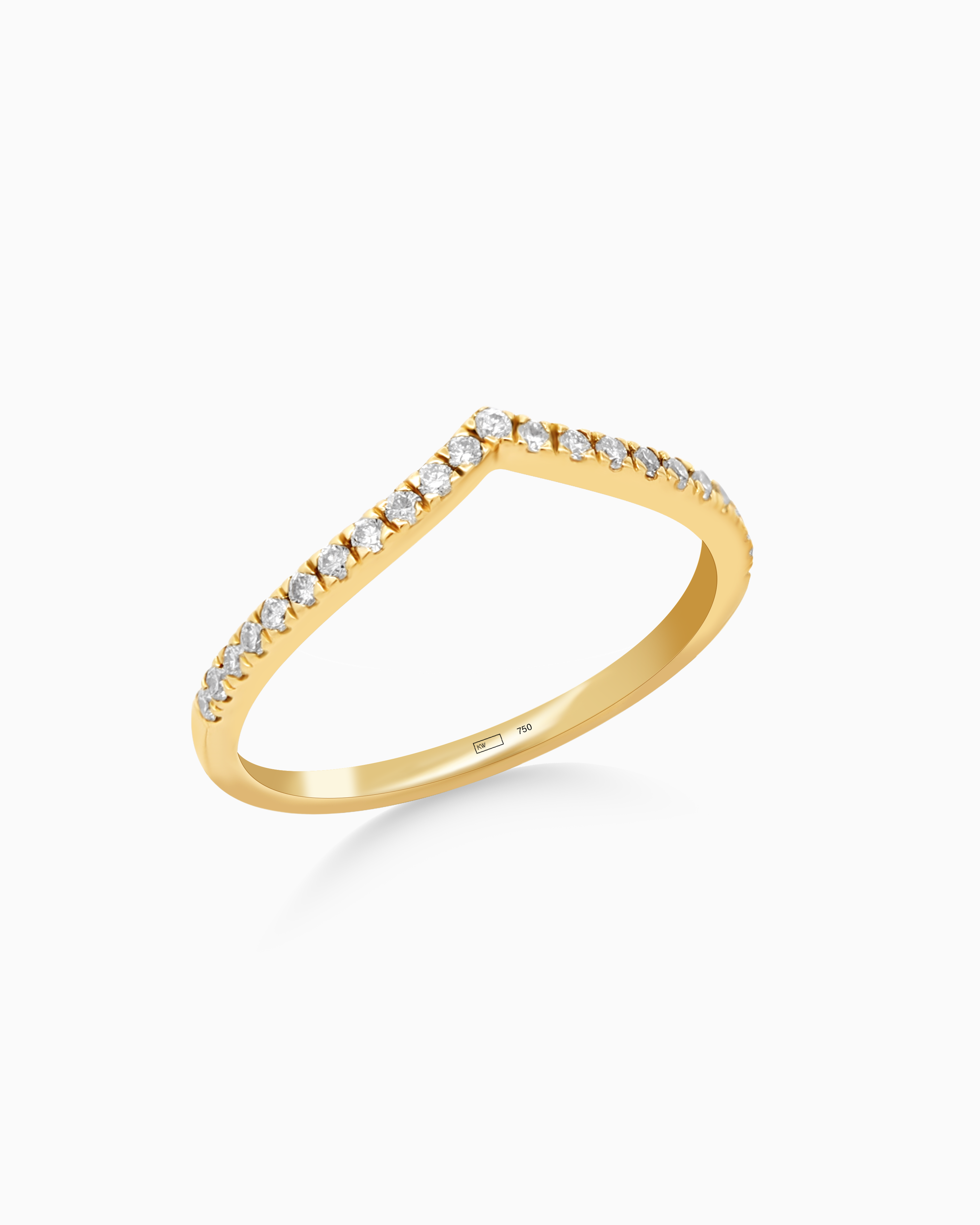 18K Gold Round Brilliant Diamond Delicate Pavé Chevron Band