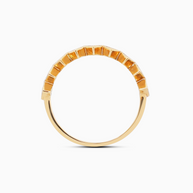 18K Gold Round Brilliant Diamond Charming Solitaire Ring