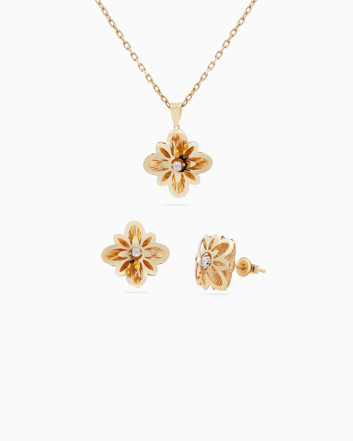 18K Yellow Gold Half Set