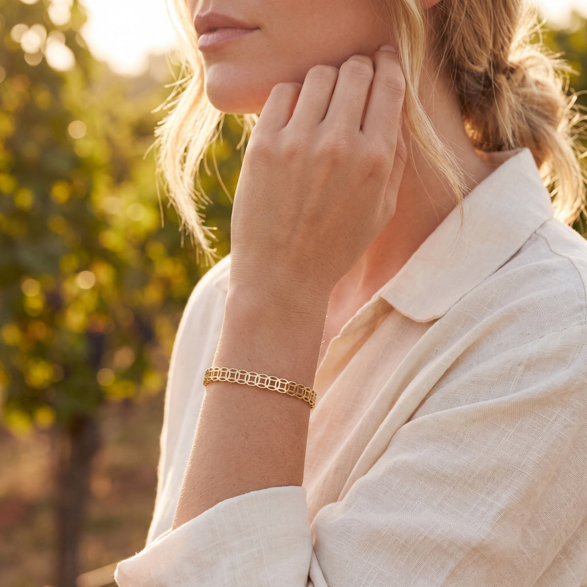 Yellow Gold Openwork Circular Motif Chain Bracelet