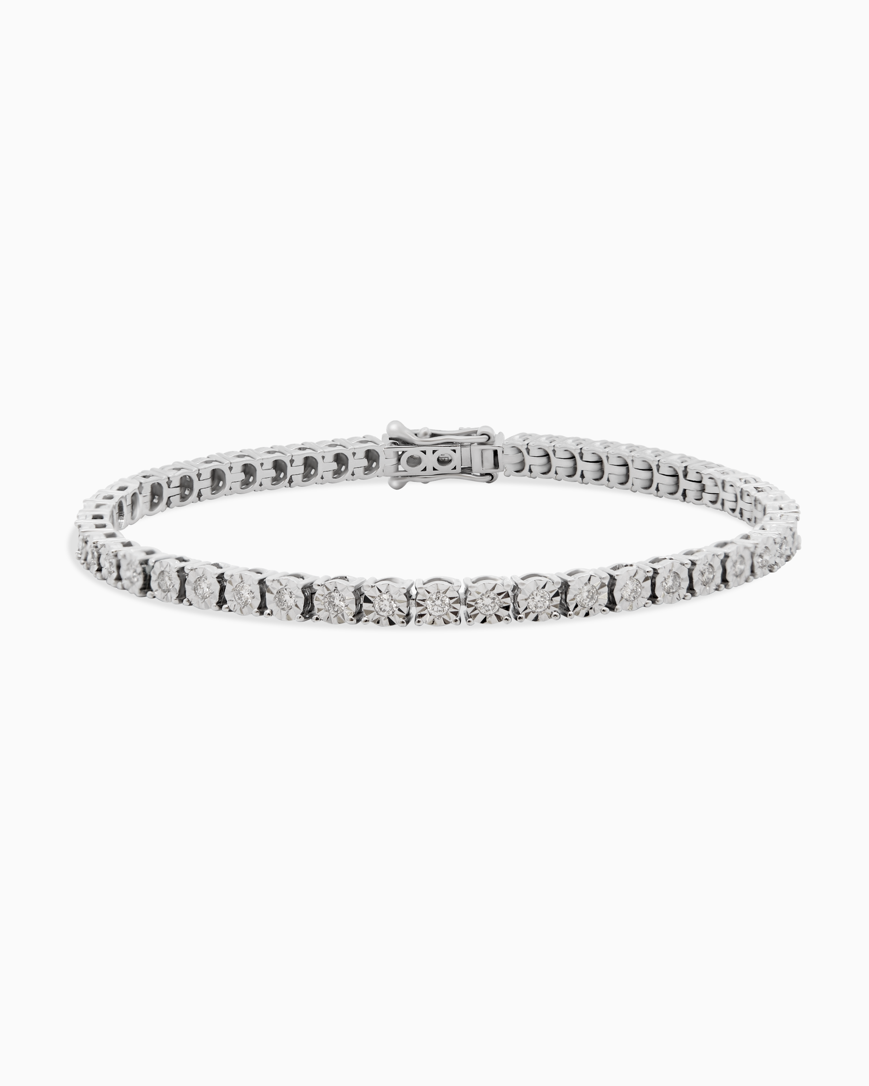 18K Gold 48-Stone Diamond Bracelet – 0.50ct.