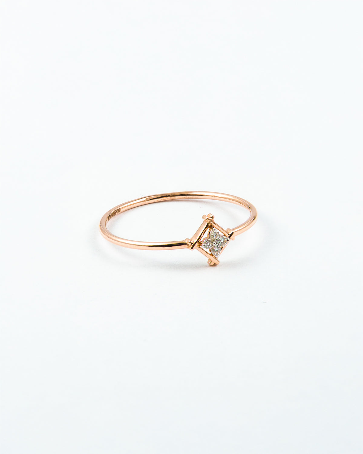 Aura Solitaire Diamond Ring