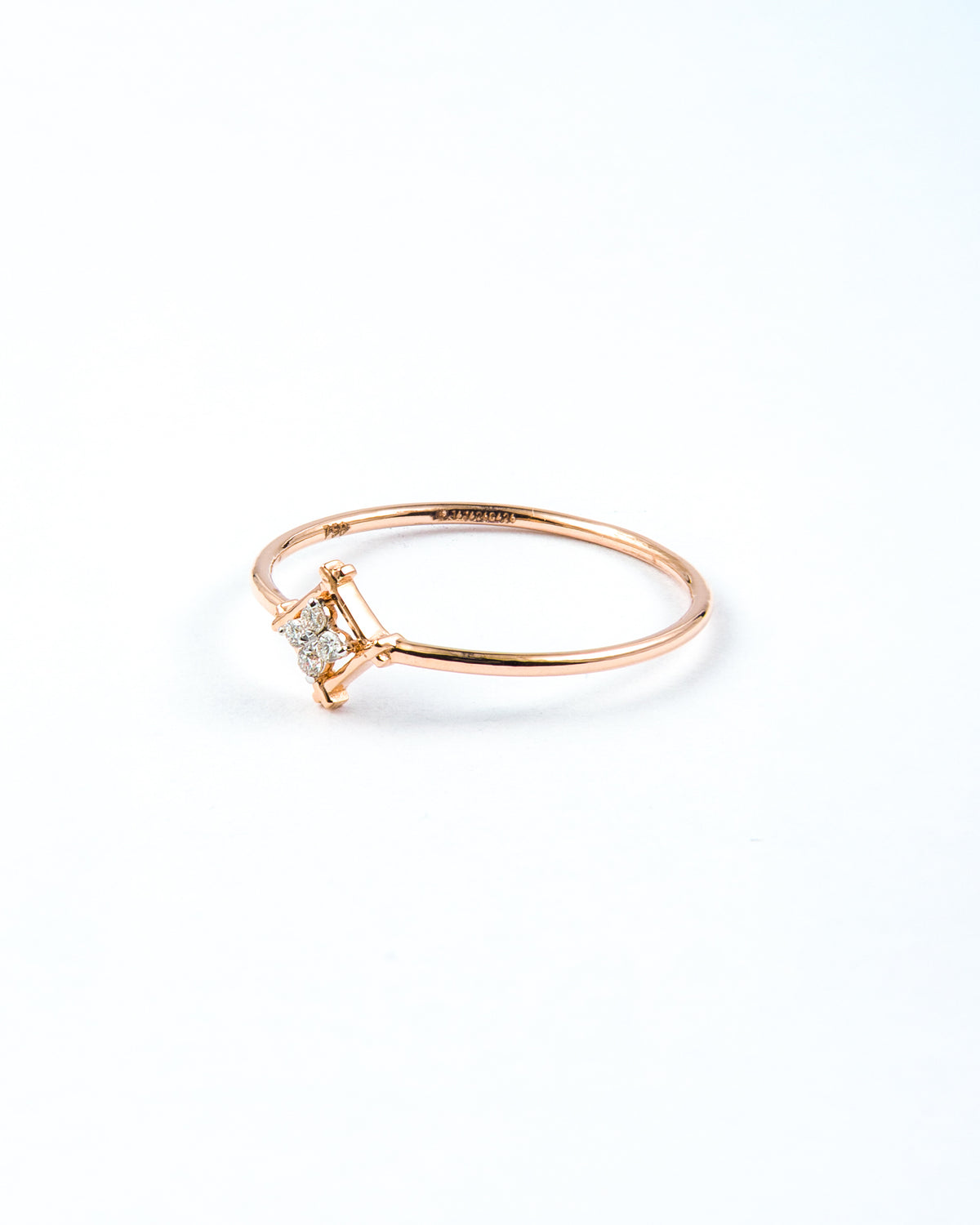 Aura Solitaire Diamond Ring