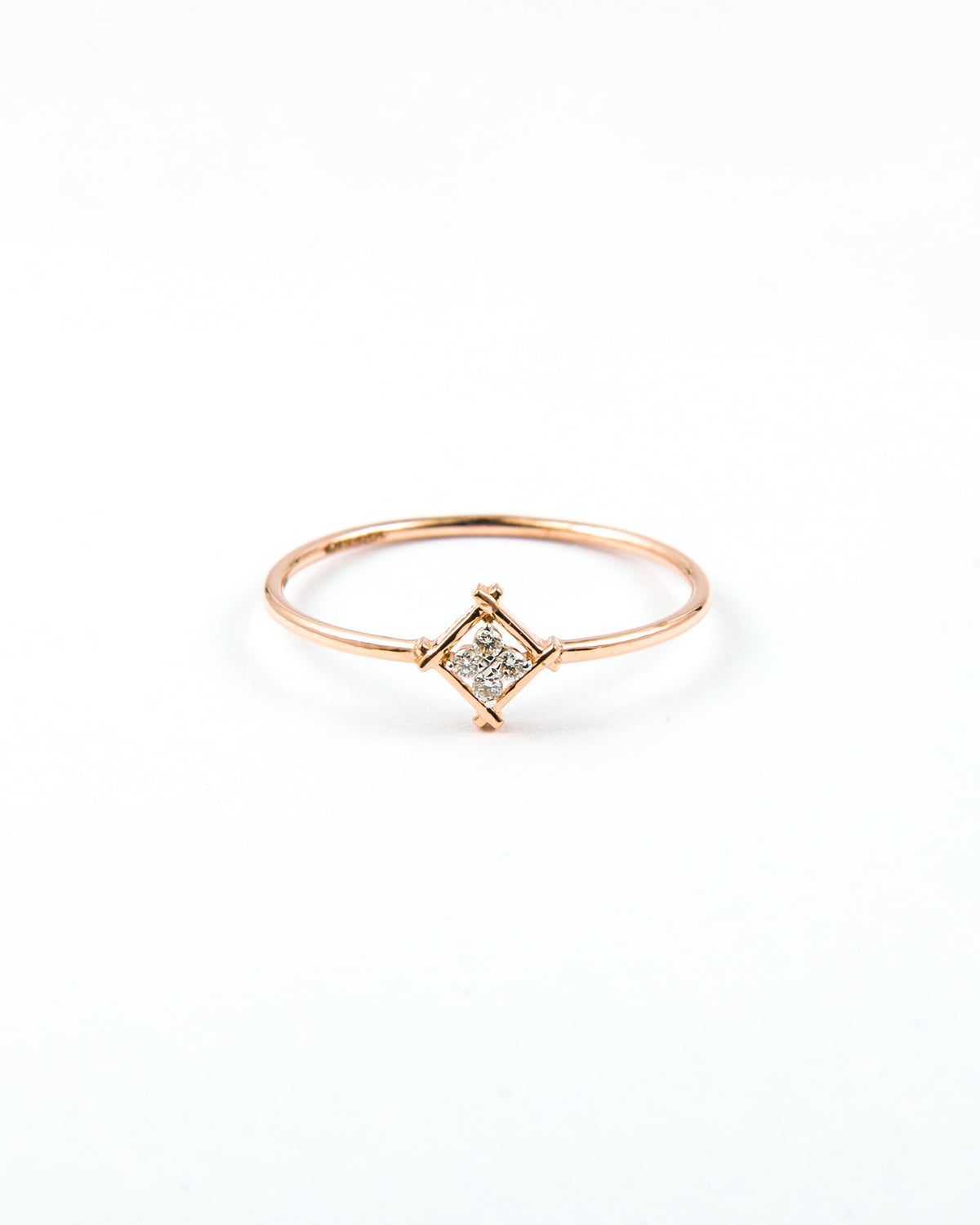 Aura Solitaire Diamond Ring