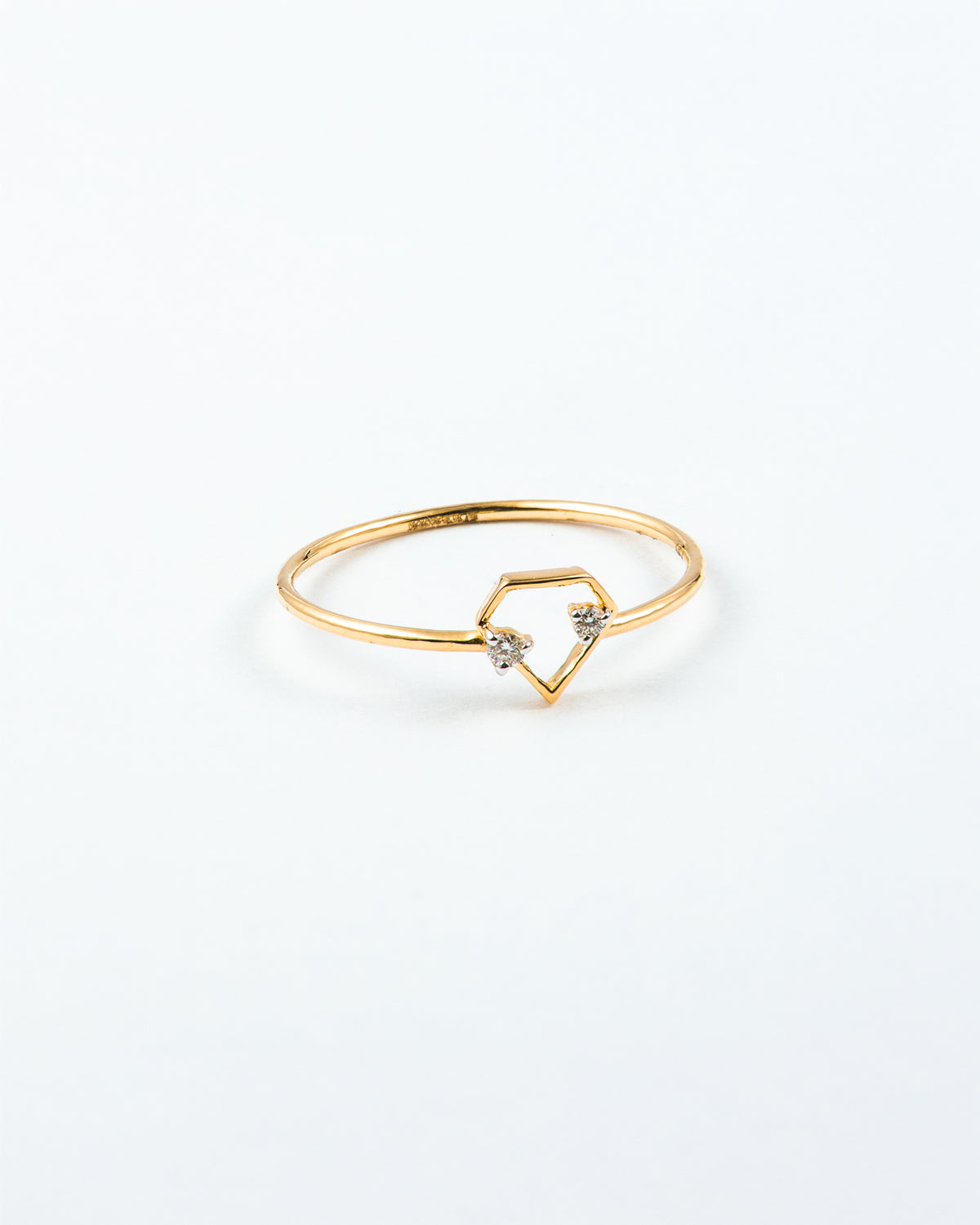 Oriel Solitaire Diamond Ring