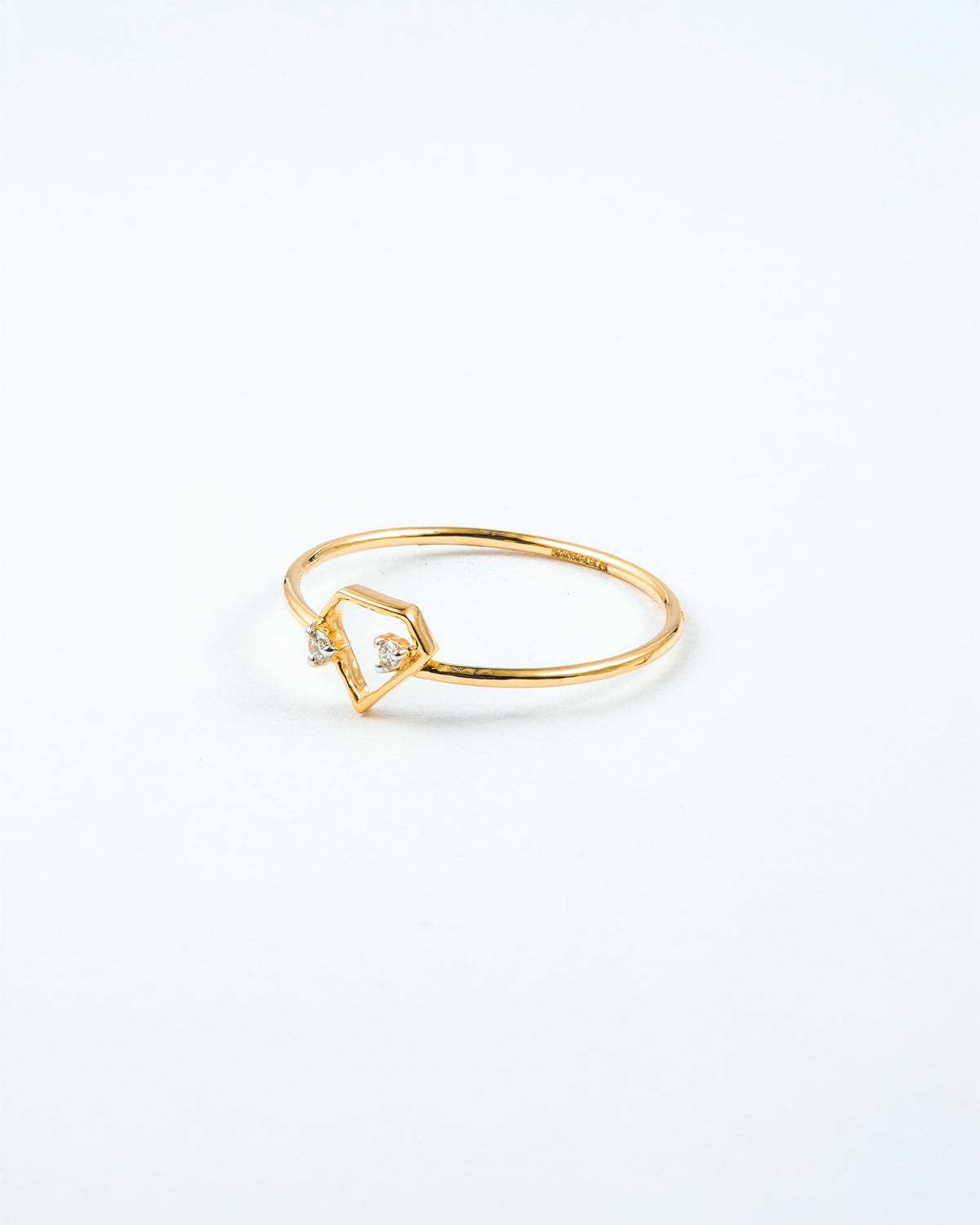 Oriel Solitaire Diamond Ring