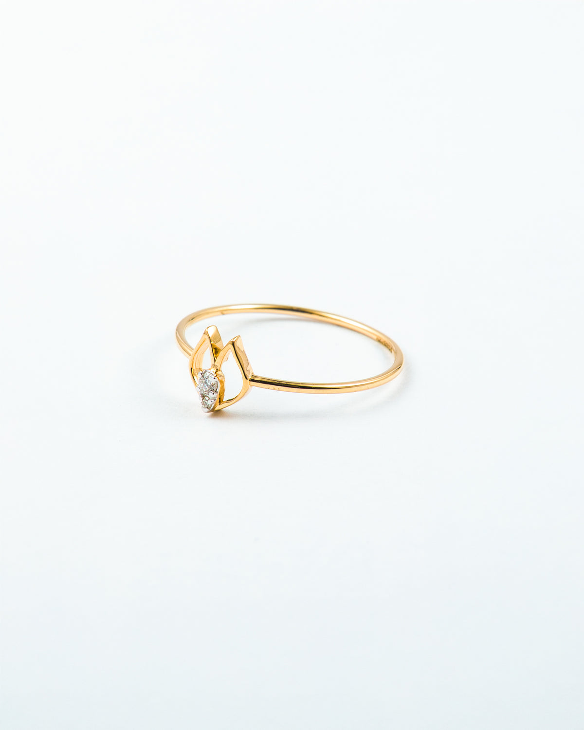Yellow Gold Solitaire Ring with Stylized Setting