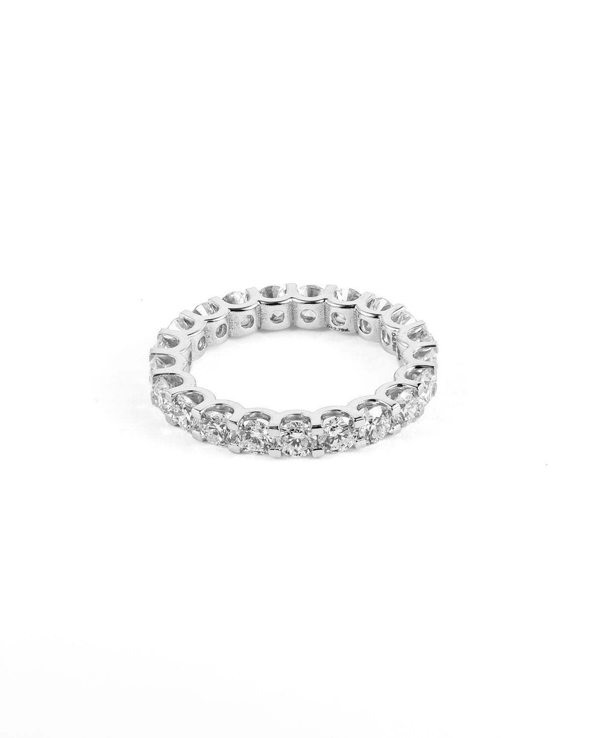 Shared-Prong Round Brilliant Lab-Grown Diamond Eternity Ring