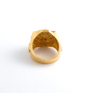 Chicago Bulls Motif Signet Ring in 18K Yellow Gold