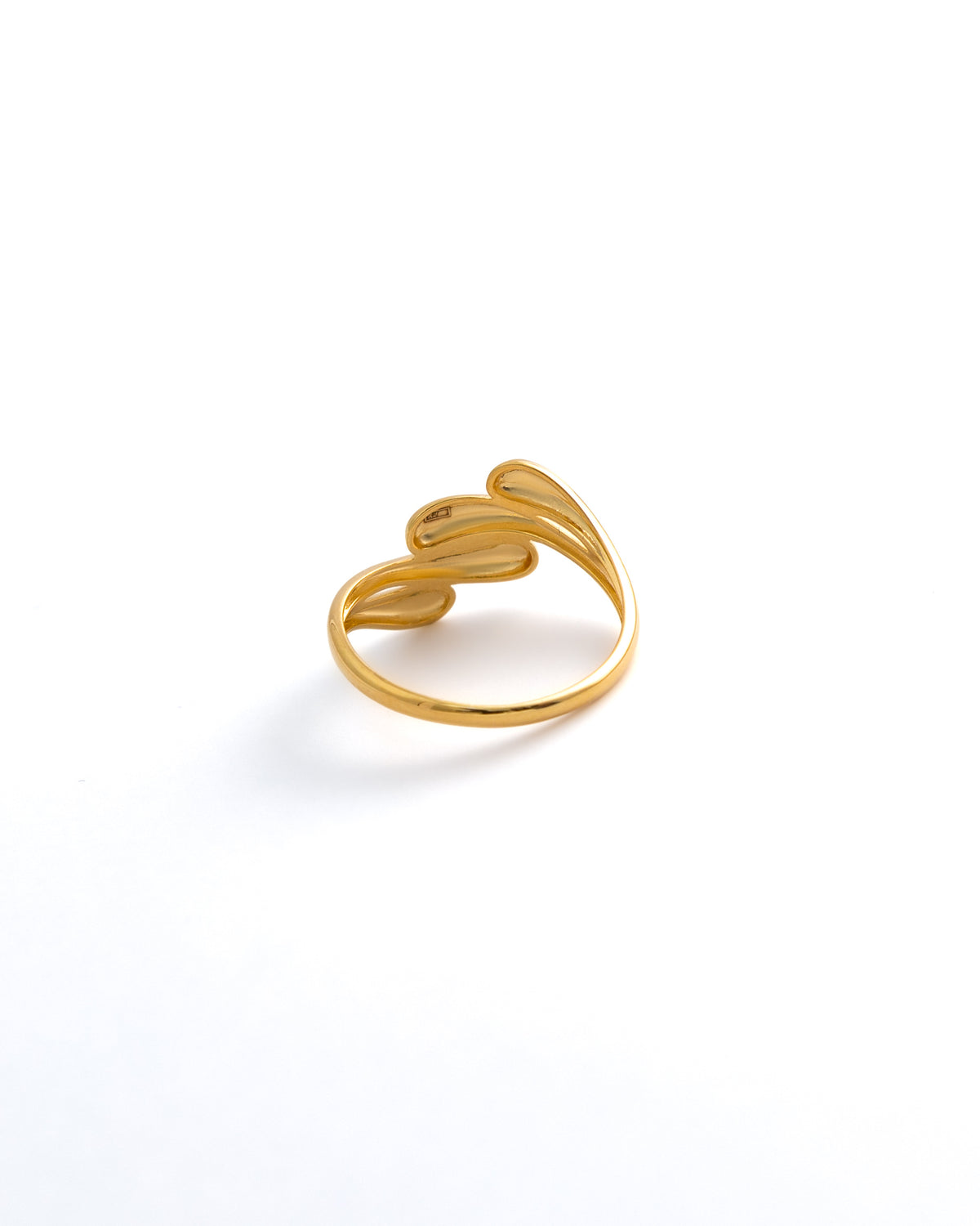 Sculptural Teardrop Statement Ring in 18K Yellow Gold