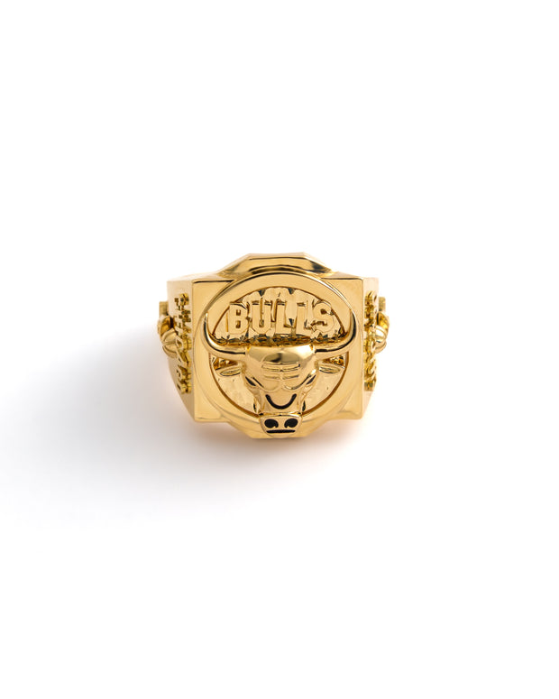 Chicago Bulls Motif Signet Ring in 18K Yellow Gold