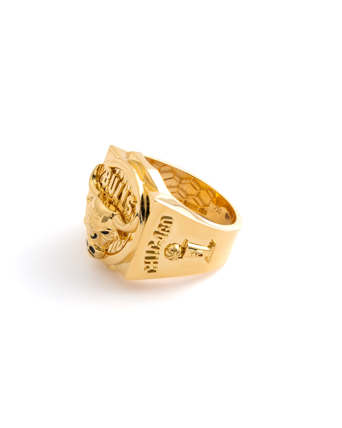 Chicago Bulls Motif Signet Ring in 18K Yellow Gold