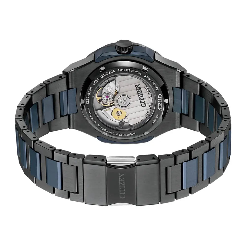 Citizen Series 8 880 GMT 