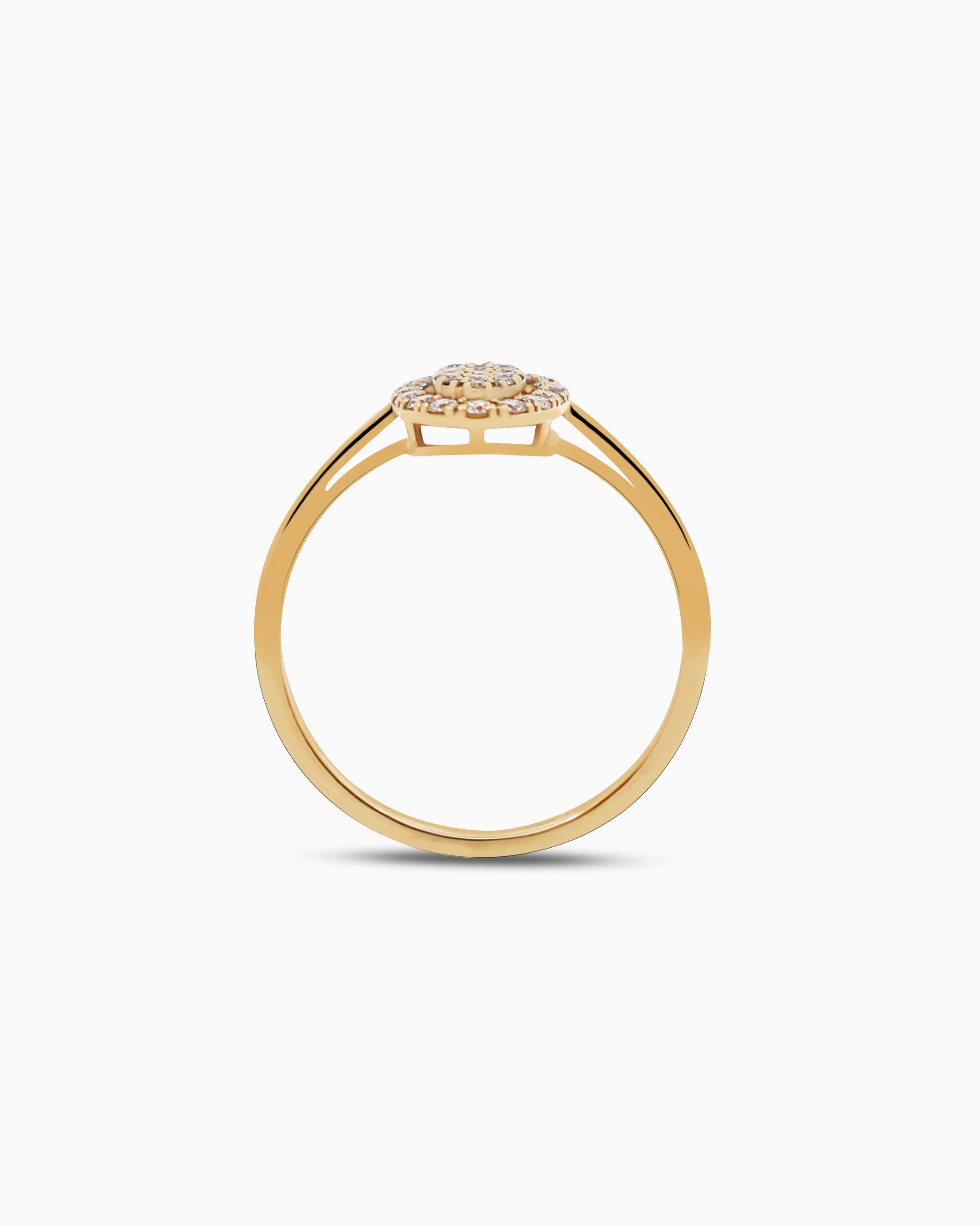 18K Gold Round Brilliant Diamond Refined Solitaire Ring