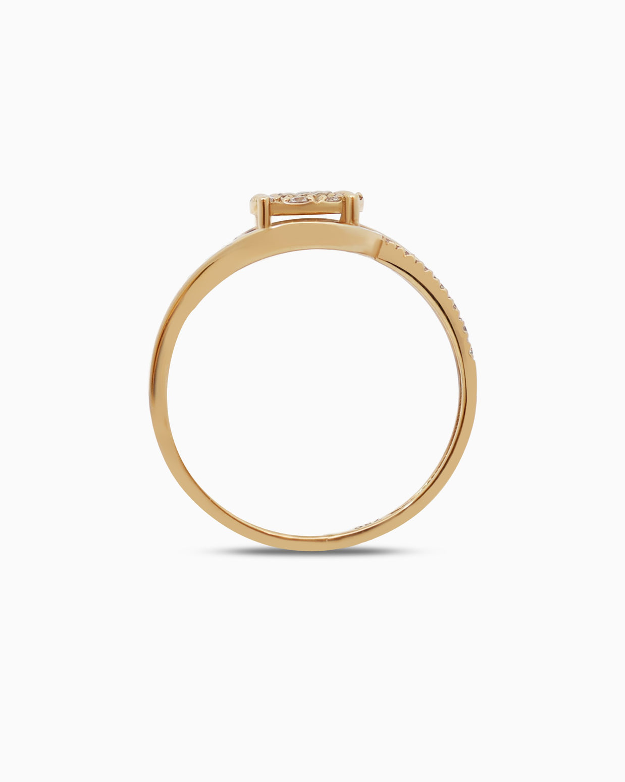 18K Gold Round Brilliant Diamond Refined Solitaire Ring