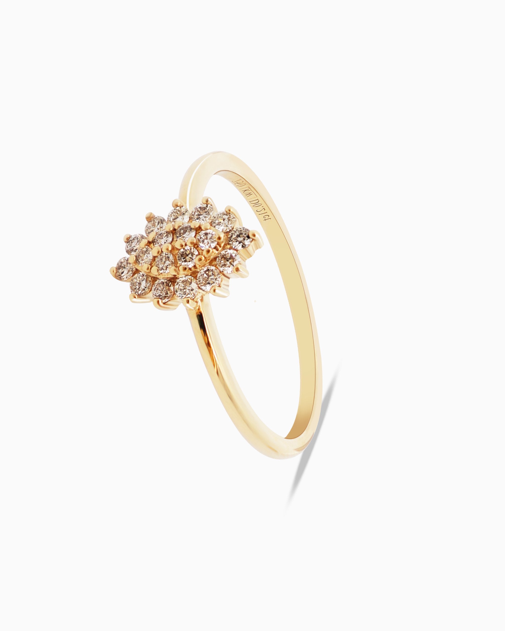 18K Gold Round Brilliant Diamond Refined Solitaire Ring