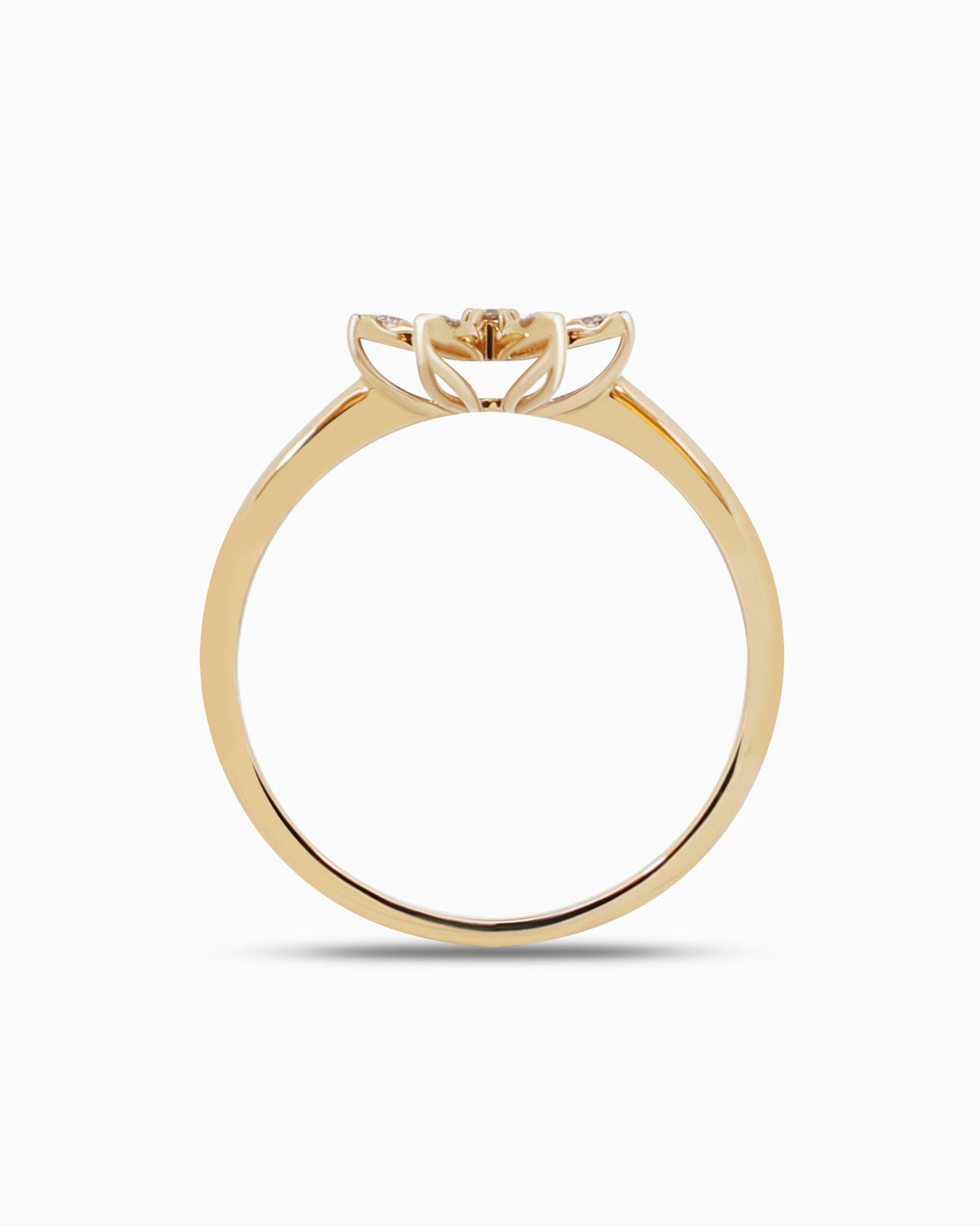 18K Gold Round Brilliant Diamond Delicate Solitaire Ring