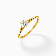18K Gold Round Brilliant Exquisite Diamond Band