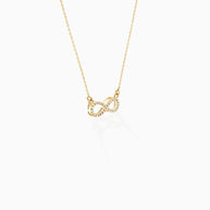 18K Yellow Gold 31-Stone Diamond Pendant Necklace – 0.10ct.
