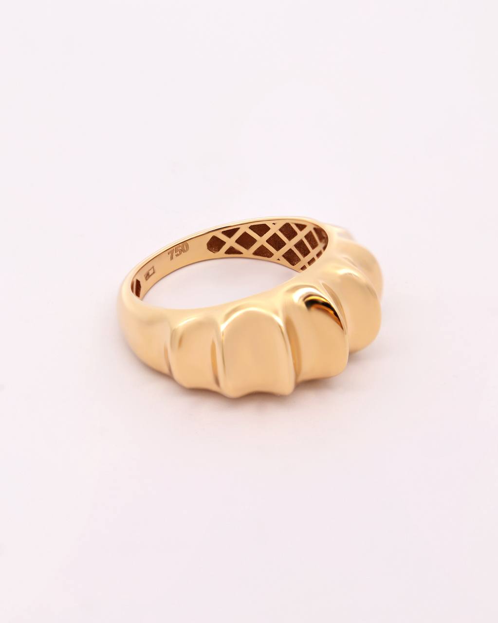 18K Gold Sculpted Dome Ring