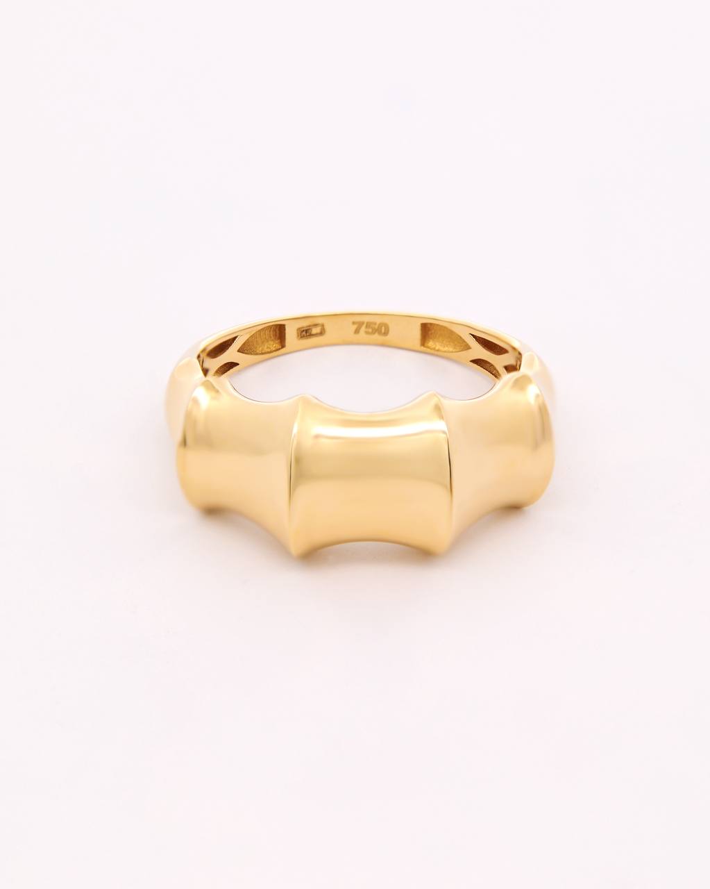 18K Gold Sculpted Band Ring