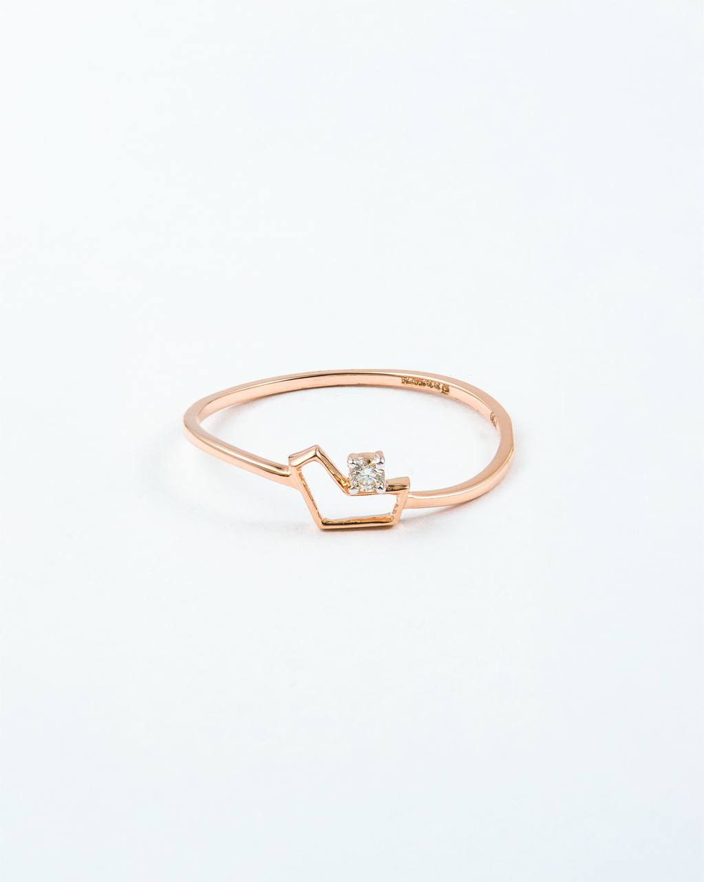 Vesper Solitaire Diamond Ring