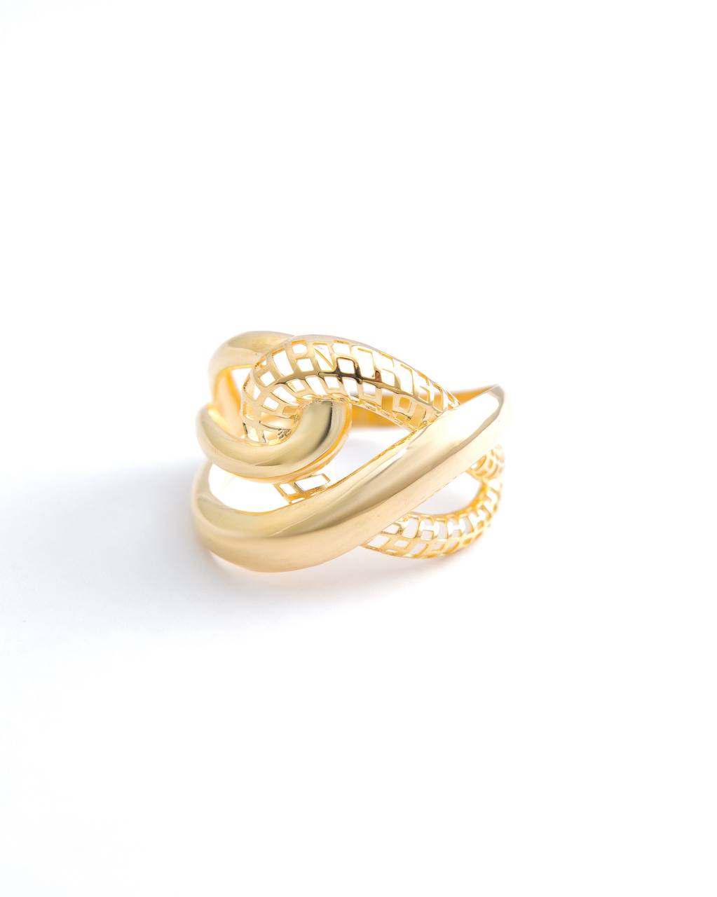 18K Yellow Gold Interwoven Mesh Cocktail Ring
