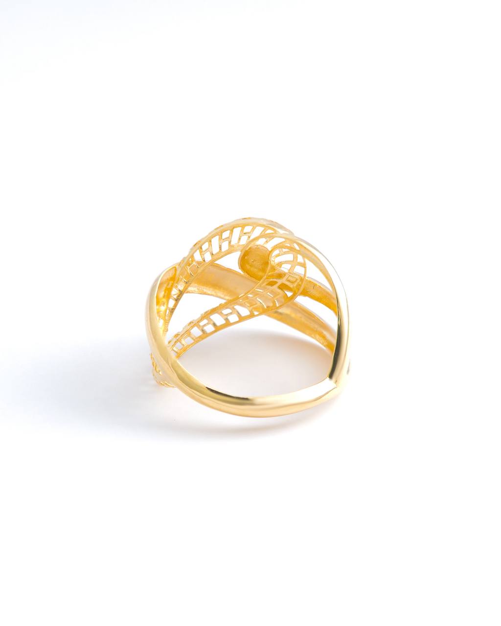 18K Yellow Gold Interwoven Mesh Cocktail Ring